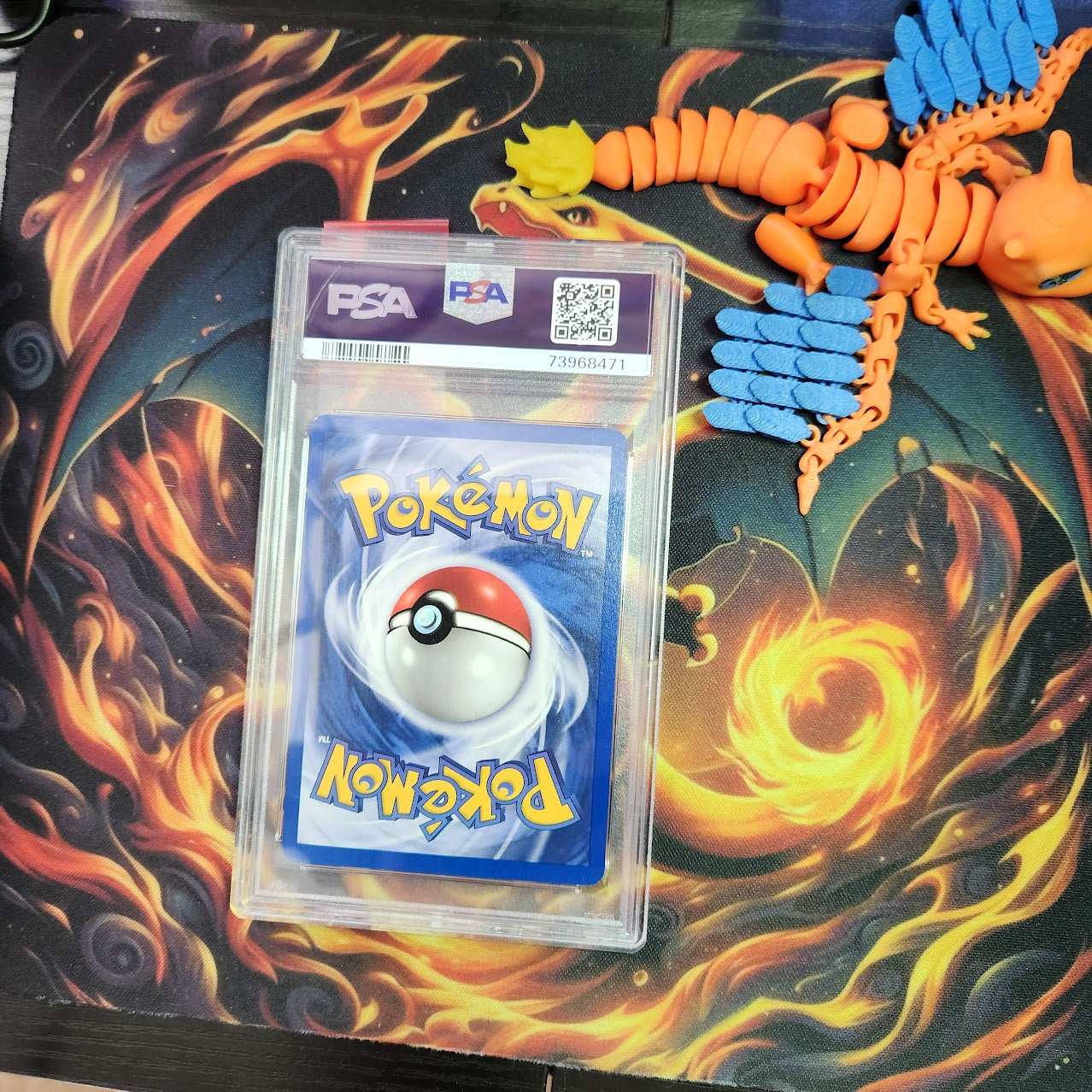 Dark Dragonite #5/82 1st Edition w/ SWIRL - Team Rocket Set (2000) - PSA Mint 9